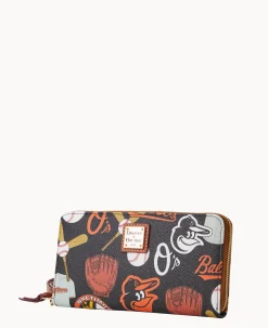 MLB Orioles Large Zip Around Wristlet