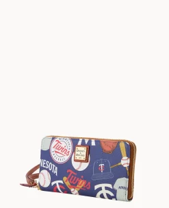 MLB Twins Large Zip Around Wristlet