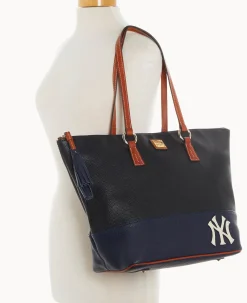 MLB Yankees Tobi Tote