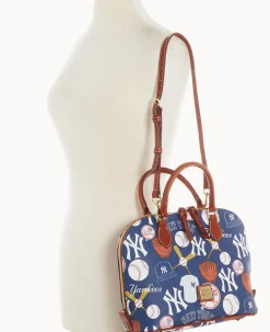 MLB Yankees Zip Zip Satchel