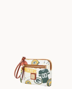 NFL Packers Zip Around Wristlet