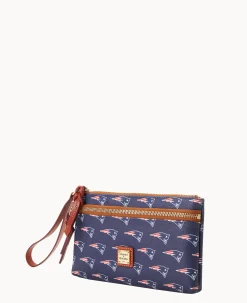 NFL Patriots Double Zip Wristlet