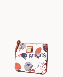 NFL Patriots Stadium Wristlet