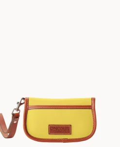Oncour Cabriolet Flap Wristlet
