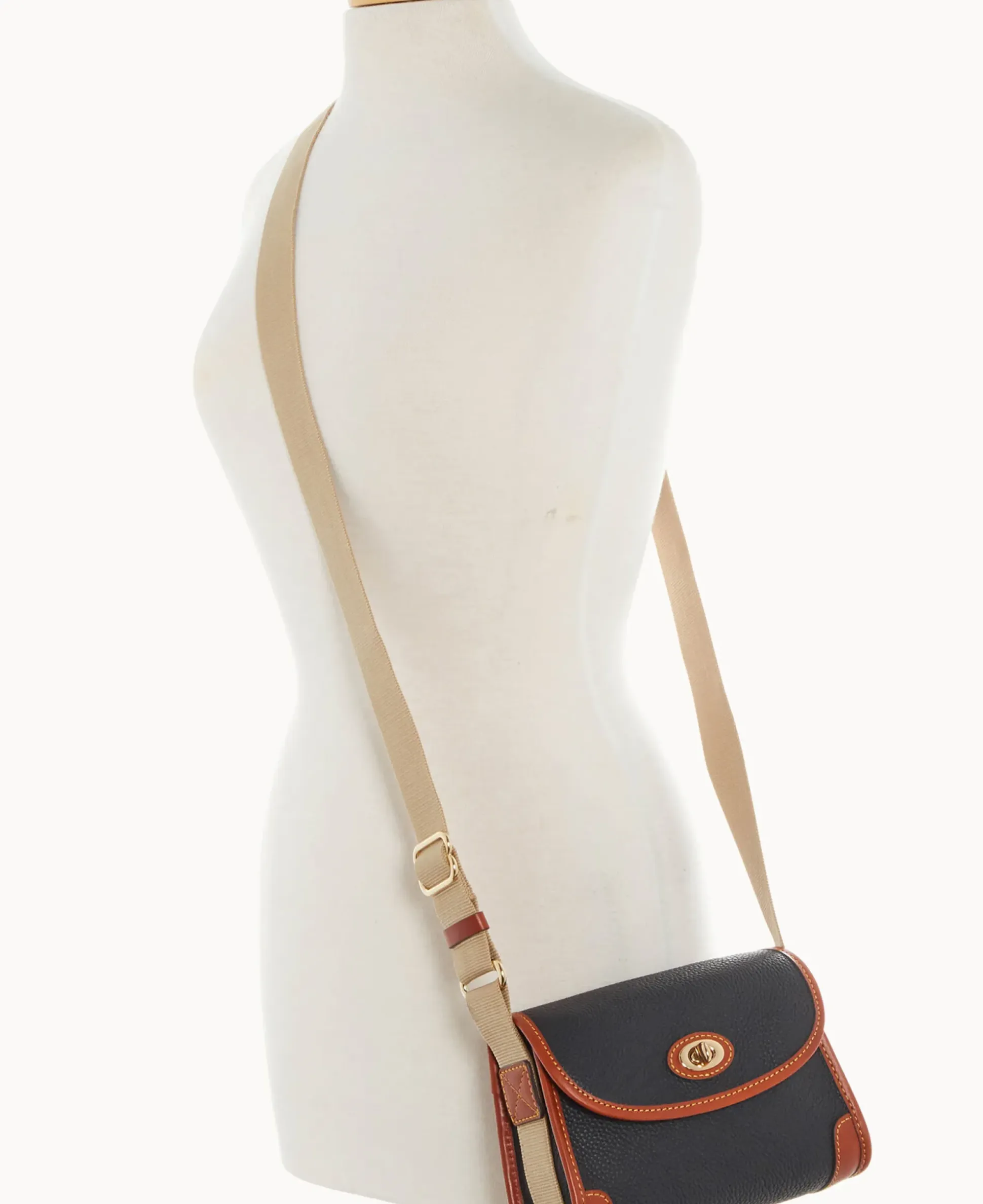 Pebble Grain 20 Crossbody