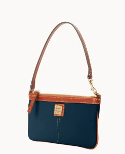 Pebble Grain Large Slim Wristlet