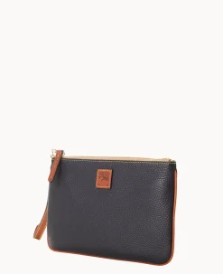 Pebble Grain Large Wristlet