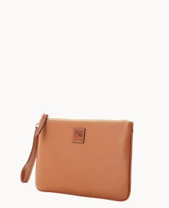 Pebble Grain Large Wristlet