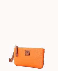 Pebble Grain Medium Wristlet
