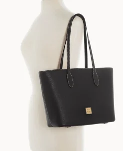 Pebble Grain Tote With Medium Wristlet