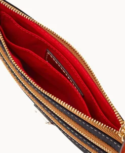 Pebble Grain Triple Zip Wristlet