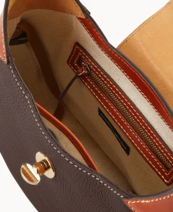 Pebble Turnlock Hobo 26