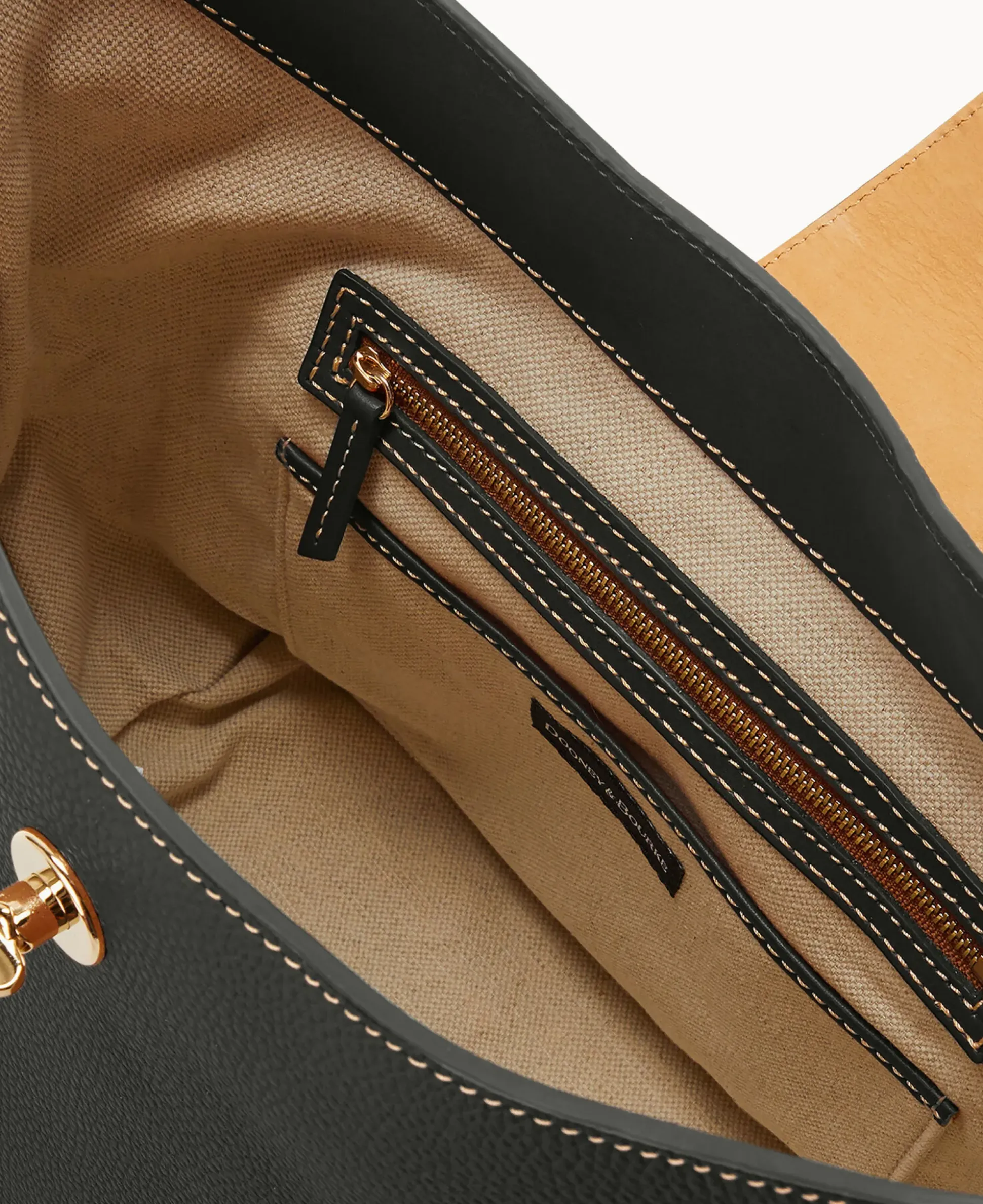 Pebble Turnlock Sac 30