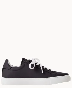 Women's Classic Lace Up